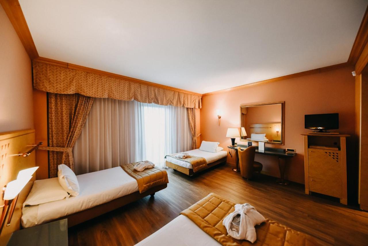 Shg Hotel Antonella Pomezia Εξωτερικό φωτογραφία