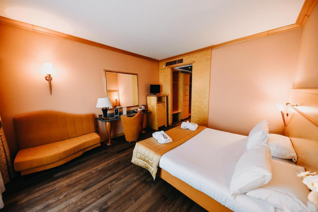 Shg Hotel Antonella Pomezia Εξωτερικό φωτογραφία