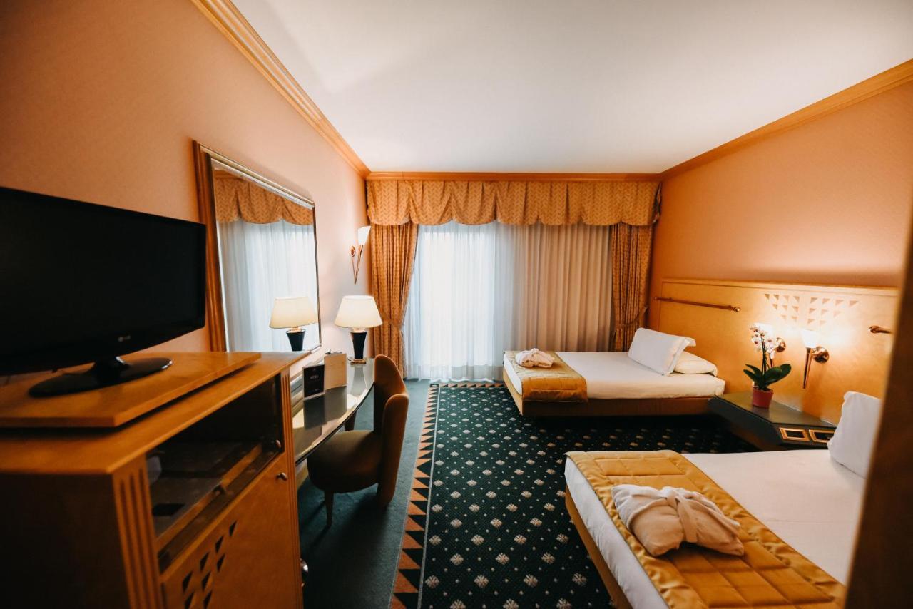 Shg Hotel Antonella Pomezia Εξωτερικό φωτογραφία