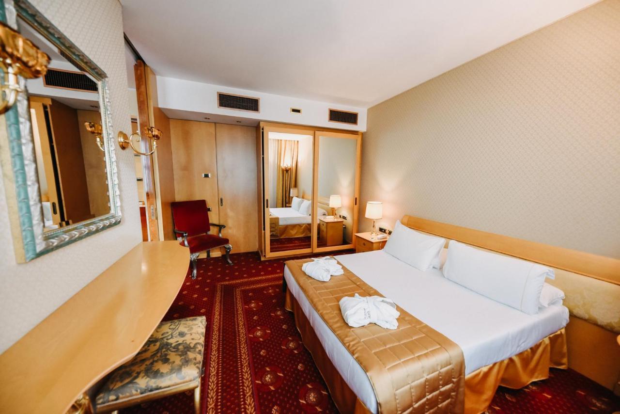 Shg Hotel Antonella Pomezia Εξωτερικό φωτογραφία