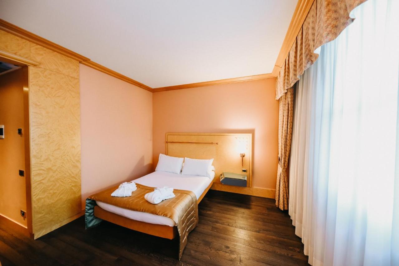 Shg Hotel Antonella Pomezia Εξωτερικό φωτογραφία