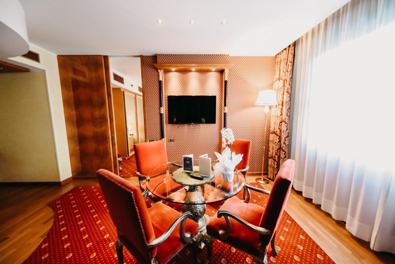 Shg Hotel Antonella Pomezia Εξωτερικό φωτογραφία